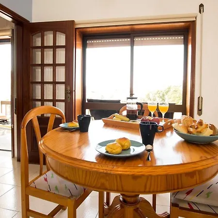 Haus Der Scheinwerfer Mit Freier Garage By Interhome Gafanha da Nazaré