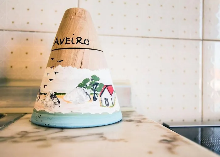 Haus Der Scheinwerfer Mit Freier Garage By Interhome Apartman Gafanha da Nazaré