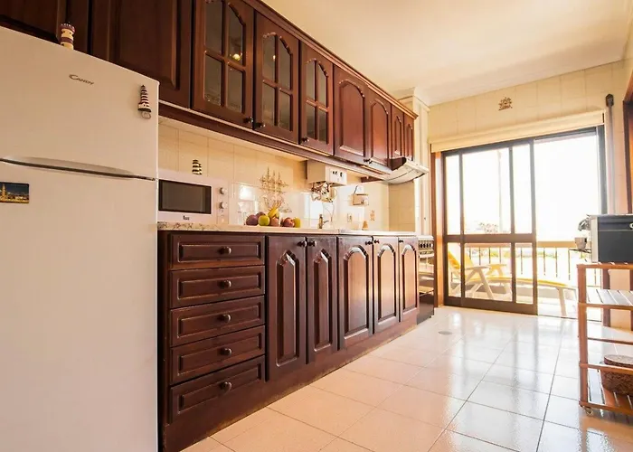 Haus Der Scheinwerfer Mit Freier Garage By Interhome Apartman *